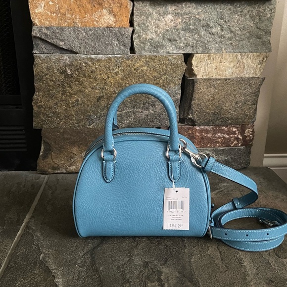 NWT COACH Sydney Satchel - Picture 2 of 14